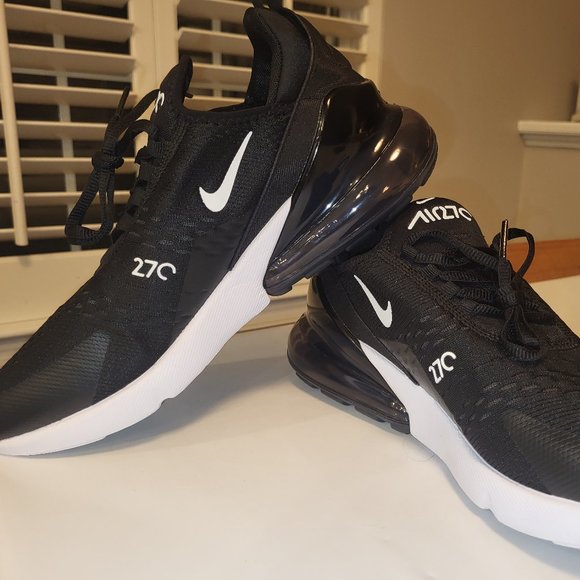 Nike Air Max 270 women's size 10 - Picture 1 of 8